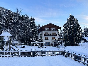 Hotel GUESTHOUSE ST. NIKOLAUS - POKOJE wakacje