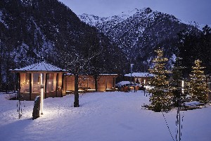 Hotel GOLDENE ROSE KARTHAUS - POKOJE wakacje