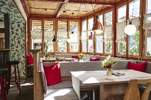 Hotel GOLDENE ROSE KARTHAUS - POKOJE wakacje