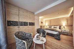 Hotel GOLDENE ROSE KARTHAUS - POKOJE wakacje