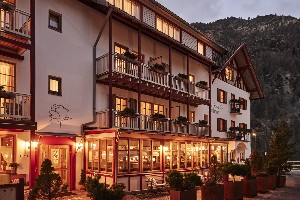 Hotel GOLDENE ROSE KARTHAUS - POKOJE wakacje