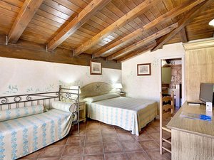 Hotel COLONNA BEACH MARINELLA wakacje