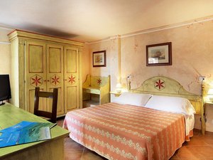 Hotel COLONNA BEACH MARINELLA wakacje