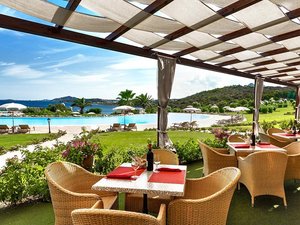 Restaurant/bars
