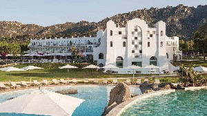 Hotel FALKENSTEINER RESORT CAPO BOI wakacje