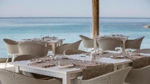 Hotel FALKENSTEINER RESORT CAPO BOI wakacje