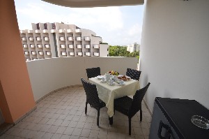 Hotel APARTHOTEL HOLIDAY wakacje