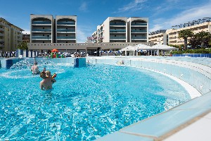 Hotel APARTHOTEL IMPERIAL wakacje