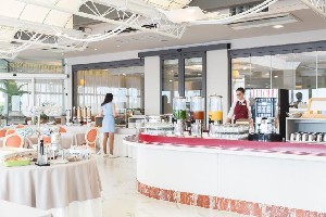 Hotel CAMBRIDGE wakacje