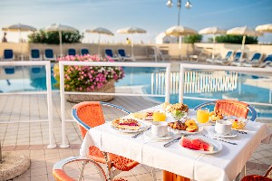 Hotel CONDOR wakacje