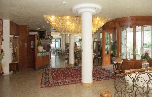 Hotel ELPIRO wakacje