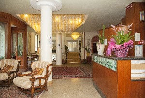 Hotel ELPIRO wakacje