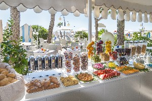 Hotel PARIOLI wakacje