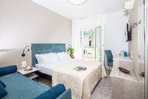 Hotel PIGALLE wakacje