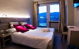 Hotel BAZZONI wakacje