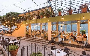 Hotel BAZZONI wakacje