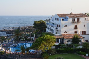 Hotel ARATHENA ROCKS wakacje