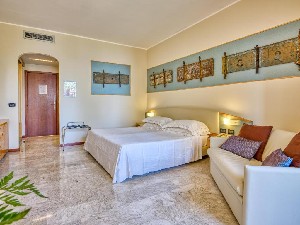 Hotel ARISTON wakacje