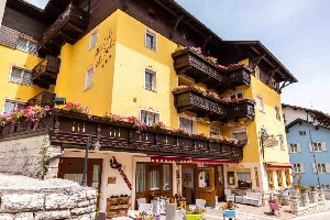 Hotel AL SOLE MOUNTAIN CHIC wakacje