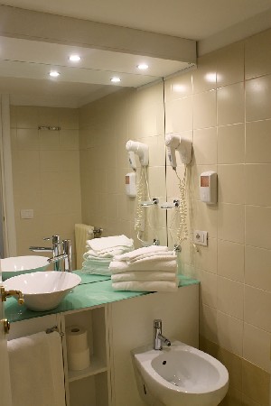 Hotel ALPEN EGHEL wakacje