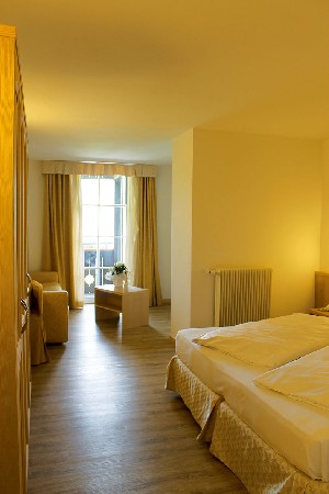 Hotel ALPEN EGHEL wakacje