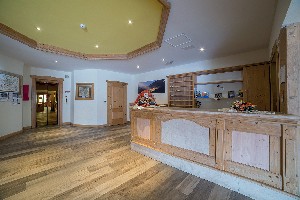 Hotel CAMINETTO MOUNTAIN RESORT wakacje