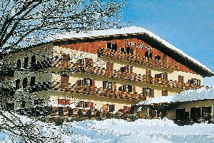 Hotel REZYDENCJA CLUB  ALASKA wakacje