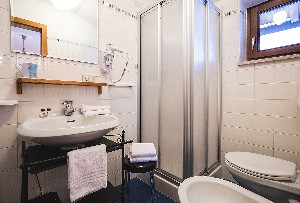 Hotel VEZZANA wakacje