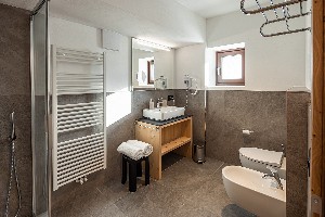 Hotel VEZZANA wakacje