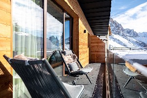 Hotel VEZZANA wakacje