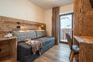 Hotel VEZZANA wakacje