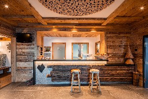 Hotel VEZZANA wakacje