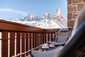 Hotel VEZZANA wakacje