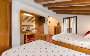 Hotel BELLAVISTA (GIUSTINO) wakacje