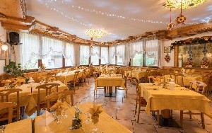 Hotel BELLAVISTA (GIUSTINO) wakacje