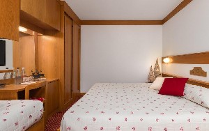 Hotel BELLAVISTA (GIUSTINO) wakacje