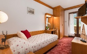 Hotel BELLAVISTA (GIUSTINO) wakacje