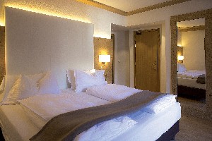 Hotel COLLINI wakacje