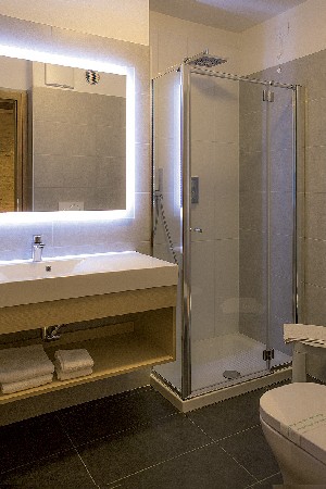 Hotel COLLINI wakacje