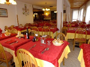 Hotel ORSO GRIGIO (CARISOLO) wakacje