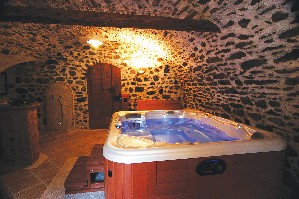 Hotel APARTAMENTY DELTOM wakacje