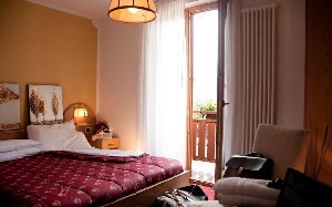 Hotel FOLGARIDA wakacje