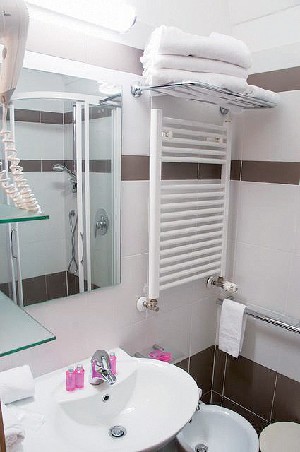 Hotel MARILLEVA wakacje