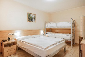 Hotel MONCLASSICO wakacje