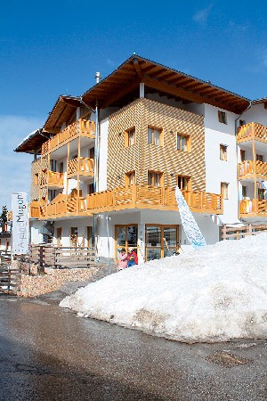 Hotel ALPINE MUGON wakacje