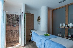 Hotel ALPINE MUGON wakacje