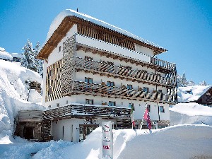 Hotel CHALET CAMINETTO wakacje