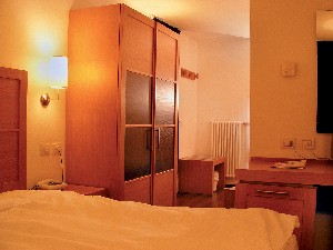 Hotel FAMILY HOTEL DOLOMITI CHALET wakacje