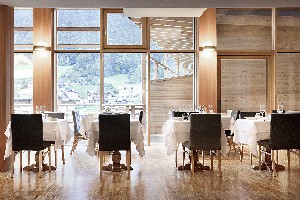 Hotel CORONA DOLOMITES wakacje