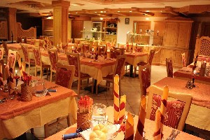 Hotel DOLOMITI HOTEL OLIMPIA wakacje